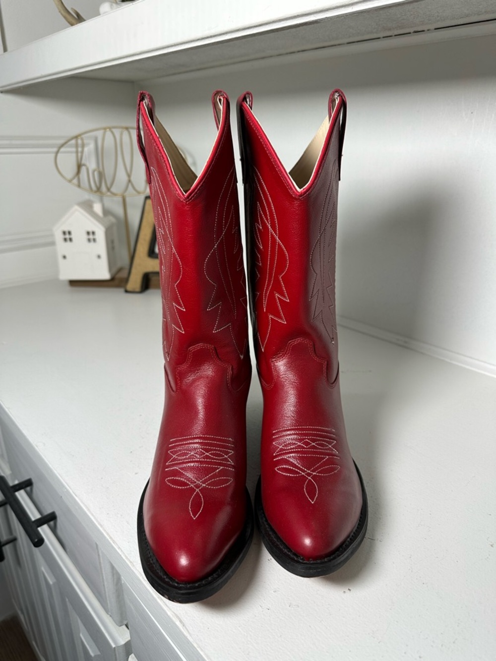 **SOLD**Shyanne Red Leather Cowboy Boots Mens 7D Womens 8 8.5 Western Statement - Picture 2 of 9